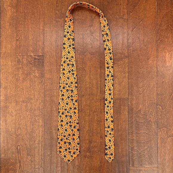 Faconnable Vibrant Orange Floral Tie, 100% Silk, Handmade in France - Picture 3 of 12